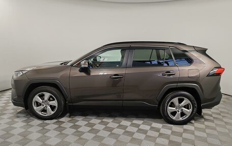 Toyota RAV4, 2019 год, 3 050 000 рублей, 8 фотография