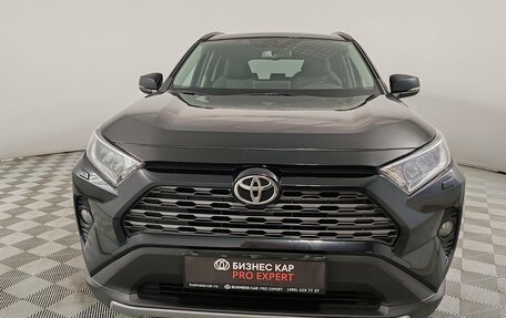 Toyota RAV4, 2021 год, 2 799 000 рублей, 2 фотография