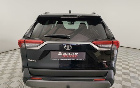 Toyota RAV4, 2021 год, 2 799 000 рублей, 6 фотография