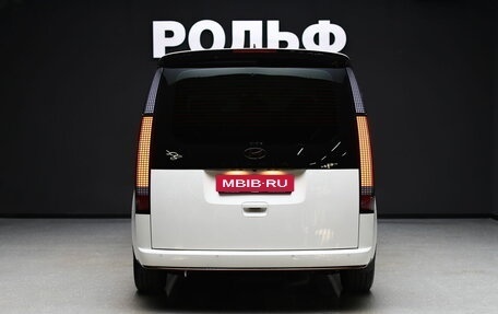 Hyundai Staria, 2024 год, 6 490 000 рублей, 3 фотография