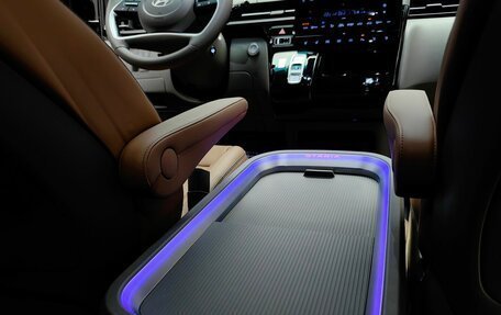 Hyundai Staria, 2024 год, 6 490 000 рублей, 36 фотография