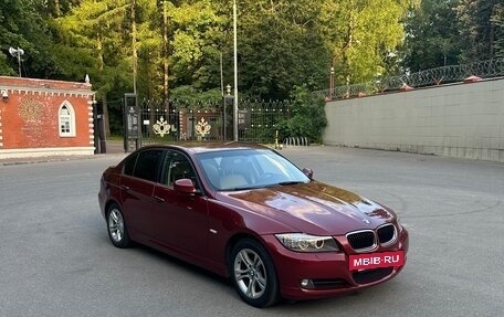 BMW 3 серия, 2010 год, 1 050 000 рублей, 3 фотография