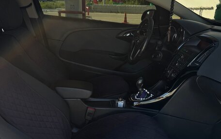 Opel Astra J, 2013 год, 720 000 рублей, 9 фотография