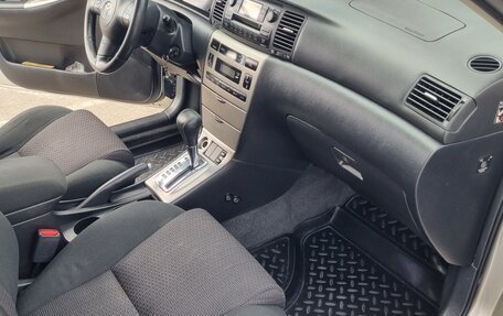Toyota Corolla, 2005 год, 670 000 рублей, 11 фотография