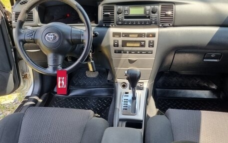 Toyota Corolla, 2005 год, 670 000 рублей, 22 фотография