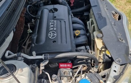 Toyota Corolla, 2005 год, 670 000 рублей, 17 фотография
