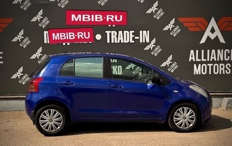 Toyota Yaris III рестайлинг, 2006 год, 599 000 рублей, 9 фотография