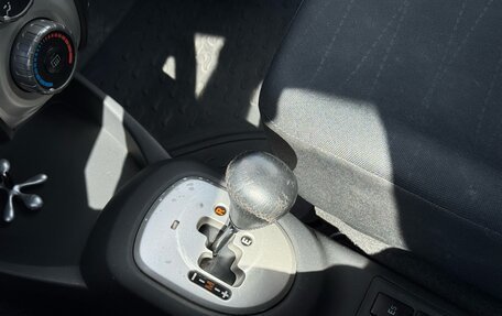 Toyota Yaris III рестайлинг, 2006 год, 599 000 рублей, 23 фотография