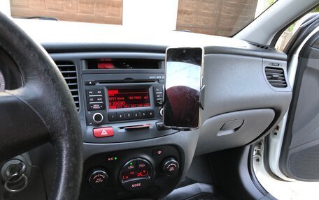 KIA Rio II, 2011 год, 720 000 рублей, 17 фотография
