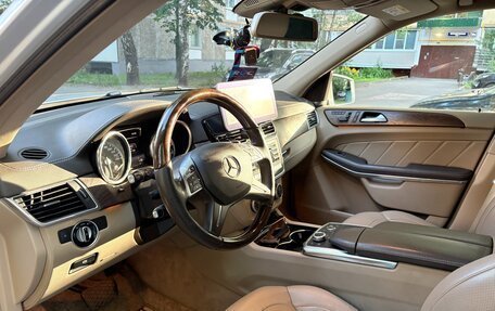 Mercedes-Benz GL-Класс, 2014 год, 3 100 000 рублей, 9 фотография