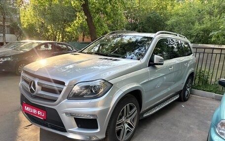Mercedes-Benz GL-Класс, 2014 год, 3 100 000 рублей, 3 фотография