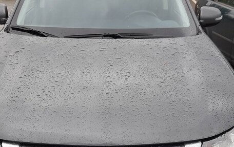 Mitsubishi Outlander III рестайлинг 3, 2019 год, 2 320 000 рублей, 6 фотография