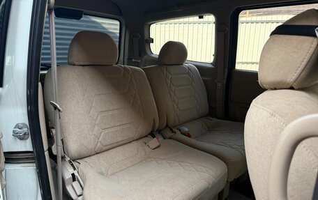 Nissan Serena II, 2002 год, 1 000 000 рублей, 16 фотография