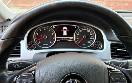 Volkswagen Touareg III, 2013 год, 1 550 000 рублей, 11 фотография