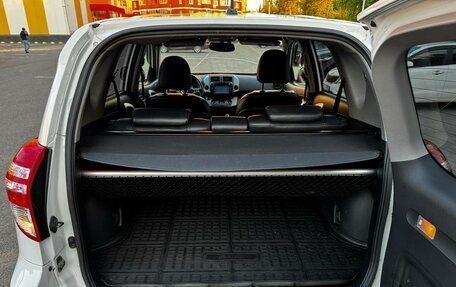 Toyota RAV4, 2011 год, 1 590 000 рублей, 16 фотография