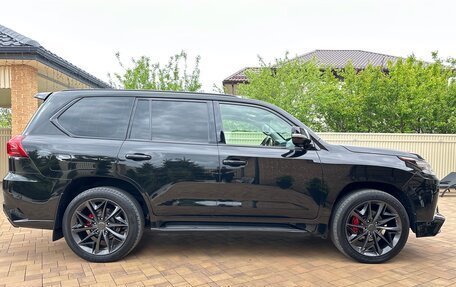 Lexus LX III, 2018 год, 9 900 000 рублей, 4 фотография