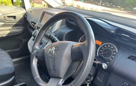 Toyota Wish II, 2011 год, 1 485 000 рублей, 6 фотография