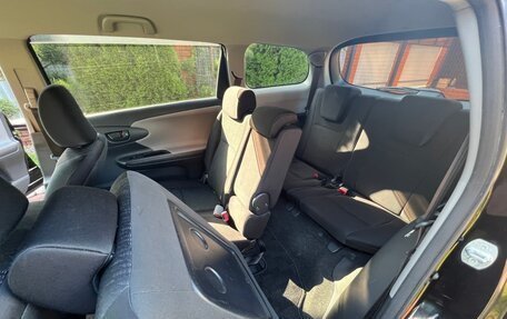 Toyota Wish II, 2011 год, 1 485 000 рублей, 10 фотография