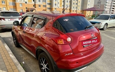 Nissan Juke II, 2013 год, 900 000 рублей, 9 фотография