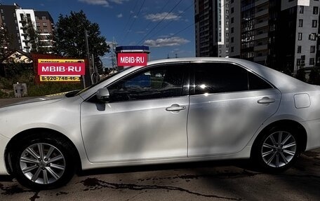 Toyota Camry, 2014 год, 2 050 000 рублей, 2 фотография