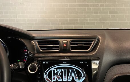 KIA Rio III рестайлинг, 2015 год, 1 139 000 рублей, 15 фотография