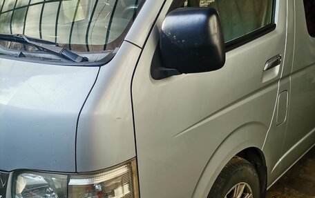 Toyota HiAce H200, 2012 год, 3 200 000 рублей, 7 фотография