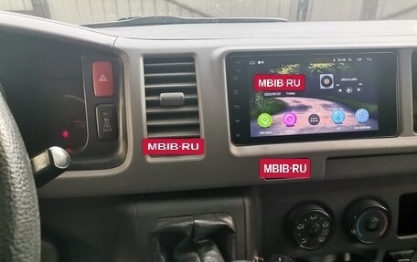 Toyota HiAce H200, 2012 год, 3 200 000 рублей, 8 фотография