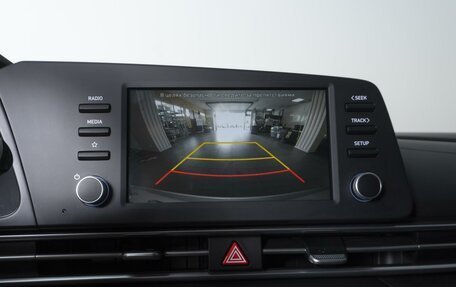 Hyundai Elantra, 2021 год, 2 340 000 рублей, 13 фотография