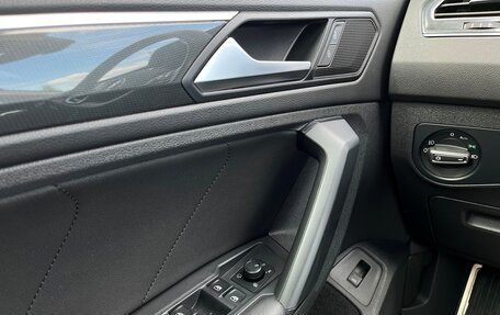 Volkswagen Tiguan II, 2019 год, 2 798 500 рублей, 22 фотография