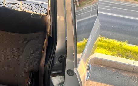 Honda Mobilio Spike I рестайлинг, 2003 год, 760 000 рублей, 17 фотография