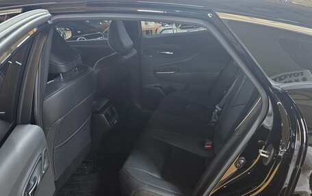 Toyota Crown, 2023 год, 5 110 000 рублей, 17 фотография