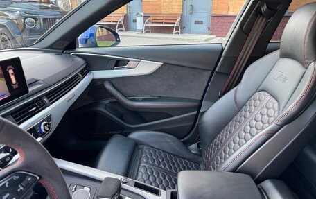 Audi RS 4, 2019 год, 4 999 999 рублей, 15 фотография
