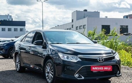 Toyota Camry, 2016 год, 2 049 000 рублей, 3 фотография