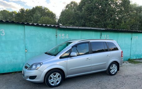 Opel Zafira B, 2012 год, 740 000 рублей, 4 фотография