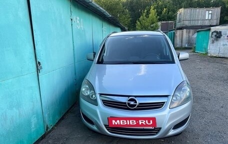 Opel Zafira B, 2012 год, 740 000 рублей, 3 фотография
