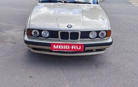 BMW 5 серия, 1988 год, 300 000 рублей, 5 фотография