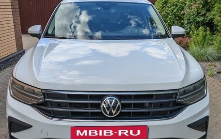 Volkswagen Tiguan II, 2020 год, 2 900 000 рублей, 3 фотография