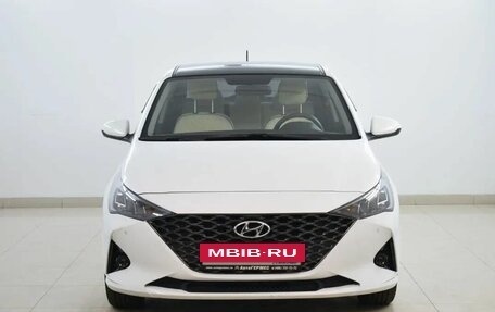 Hyundai Solaris II рестайлинг, 2020 год, 1 629 000 рублей, 2 фотография