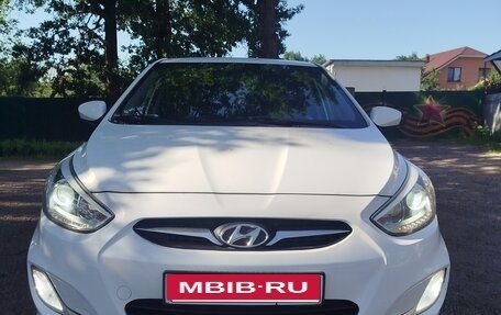 Hyundai Solaris II рестайлинг, 2013 год, 920 000 рублей, 11 фотография