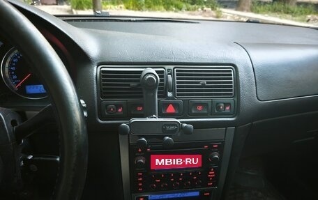 Volkswagen Golf IV, 2003 год, 500 000 рублей, 8 фотография