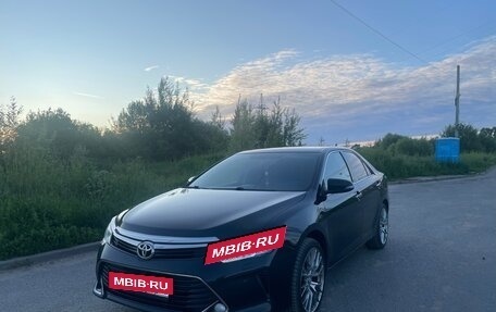 Toyota Camry, 2016 год, 2 400 000 рублей, 6 фотография
