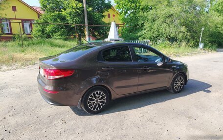 KIA Rio III рестайлинг, 2015 год, 900 000 рублей, 3 фотография