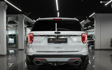 Ford Explorer VI, 2017 год, 2 870 000 рублей, 6 фотография