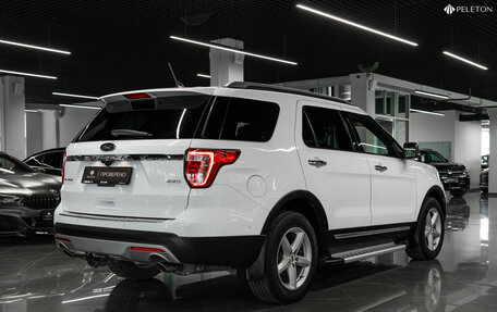 Ford Explorer VI, 2017 год, 2 870 000 рублей, 5 фотография
