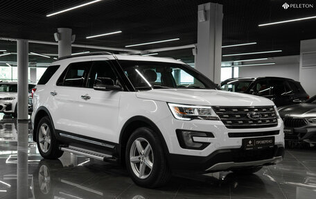 Ford Explorer VI, 2017 год, 2 870 000 рублей, 2 фотография