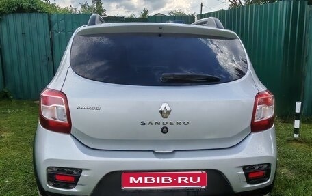 Renault Sandero II рестайлинг, 2015 год, 650 000 рублей, 1 фотография