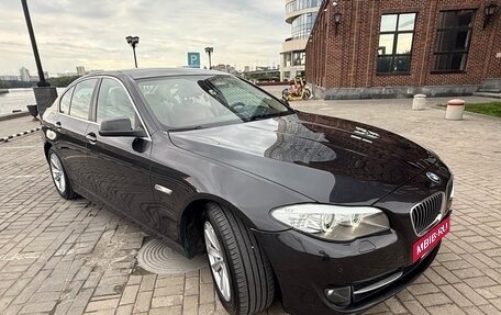 BMW 5 серия, 2013 год, 1 650 000 рублей, 3 фотография