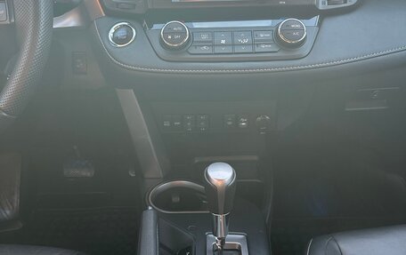 Toyota RAV4, 2017 год, 2 350 000 рублей, 9 фотография