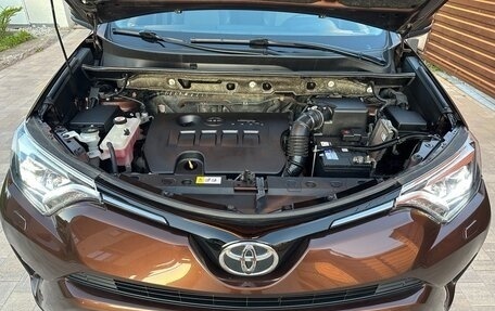 Toyota RAV4, 2017 год, 2 350 000 рублей, 18 фотография