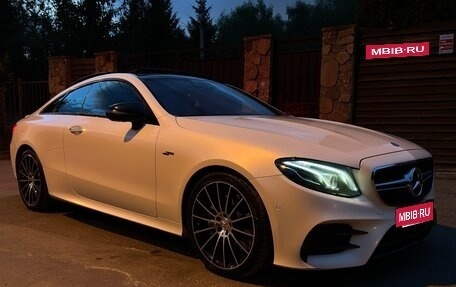 Mercedes-Benz E-Класс AMG, 2019 год, 6 200 000 рублей, 4 фотография